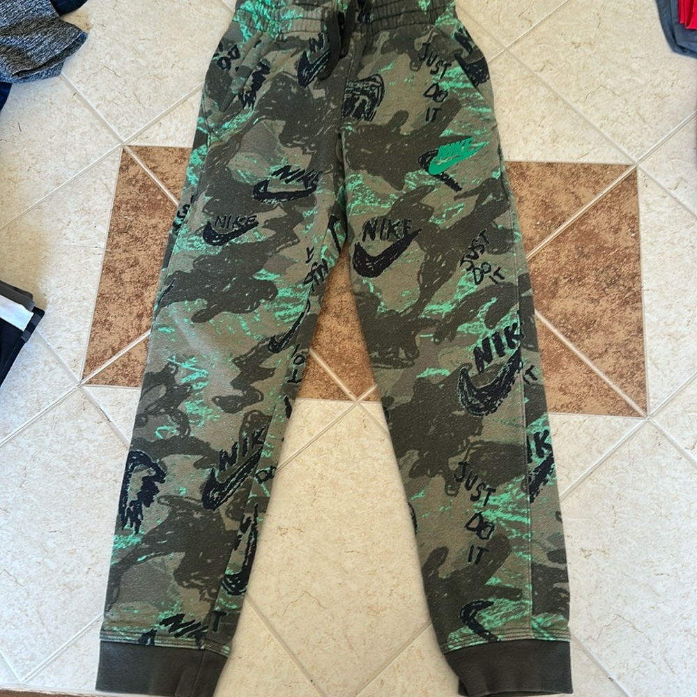 Boys Nike joggers